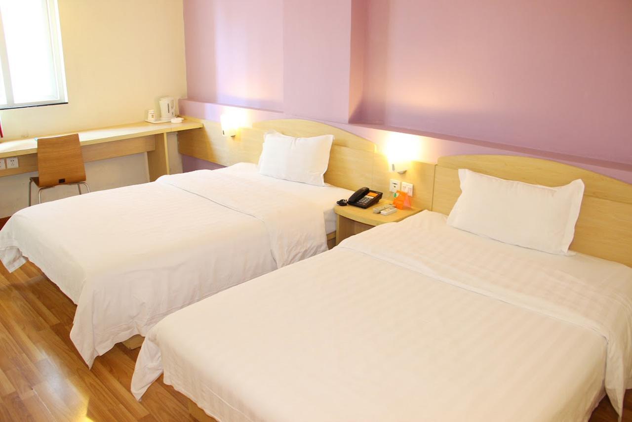 7Days Inn Huludao Xingcheng Hot Spring Street Dış mekan fotoğraf