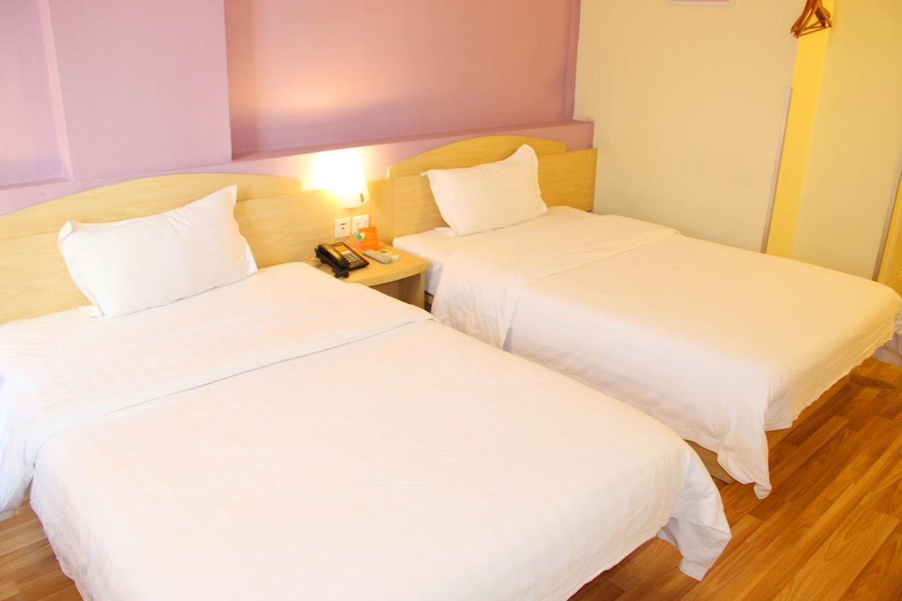 7Days Inn Huludao Xingcheng Hot Spring Street Dış mekan fotoğraf